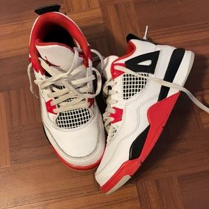Nike Air Jordan 4 Retro